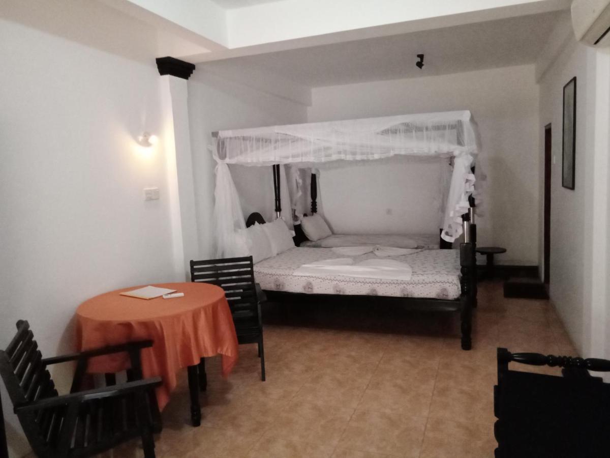 Ibisbird Beach Bungalows, Sport, Spa And Restaurant Tangalle Exterior photo