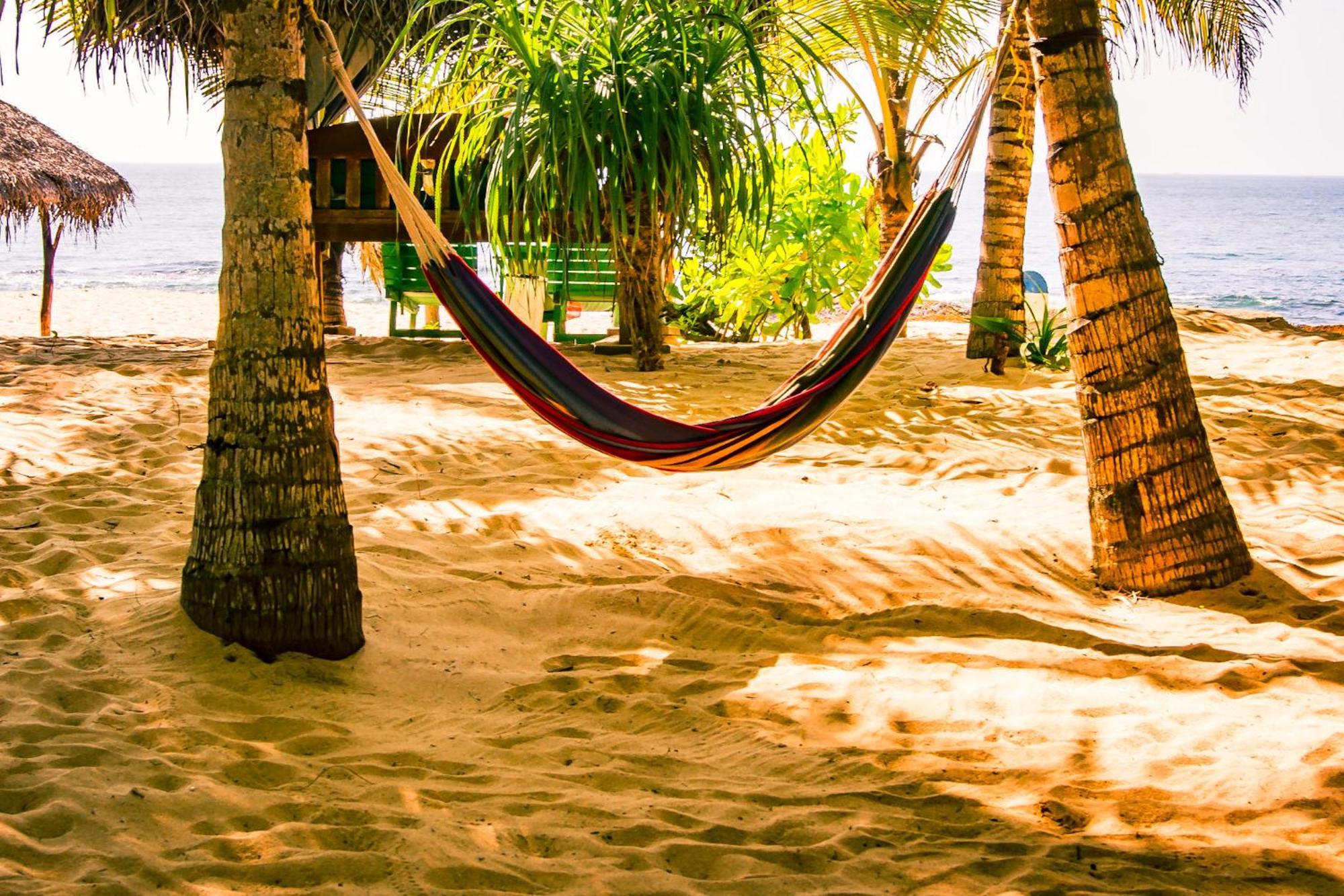Ibisbird Beach Bungalows, Sport, Spa And Restaurant Tangalle Exterior photo